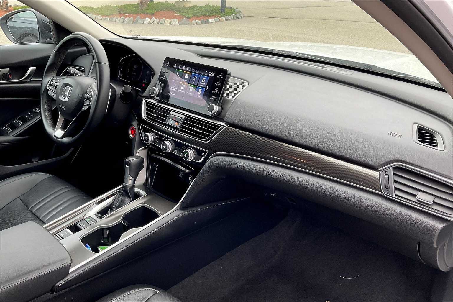 2022 Honda Accord Sport SE - Photo 14