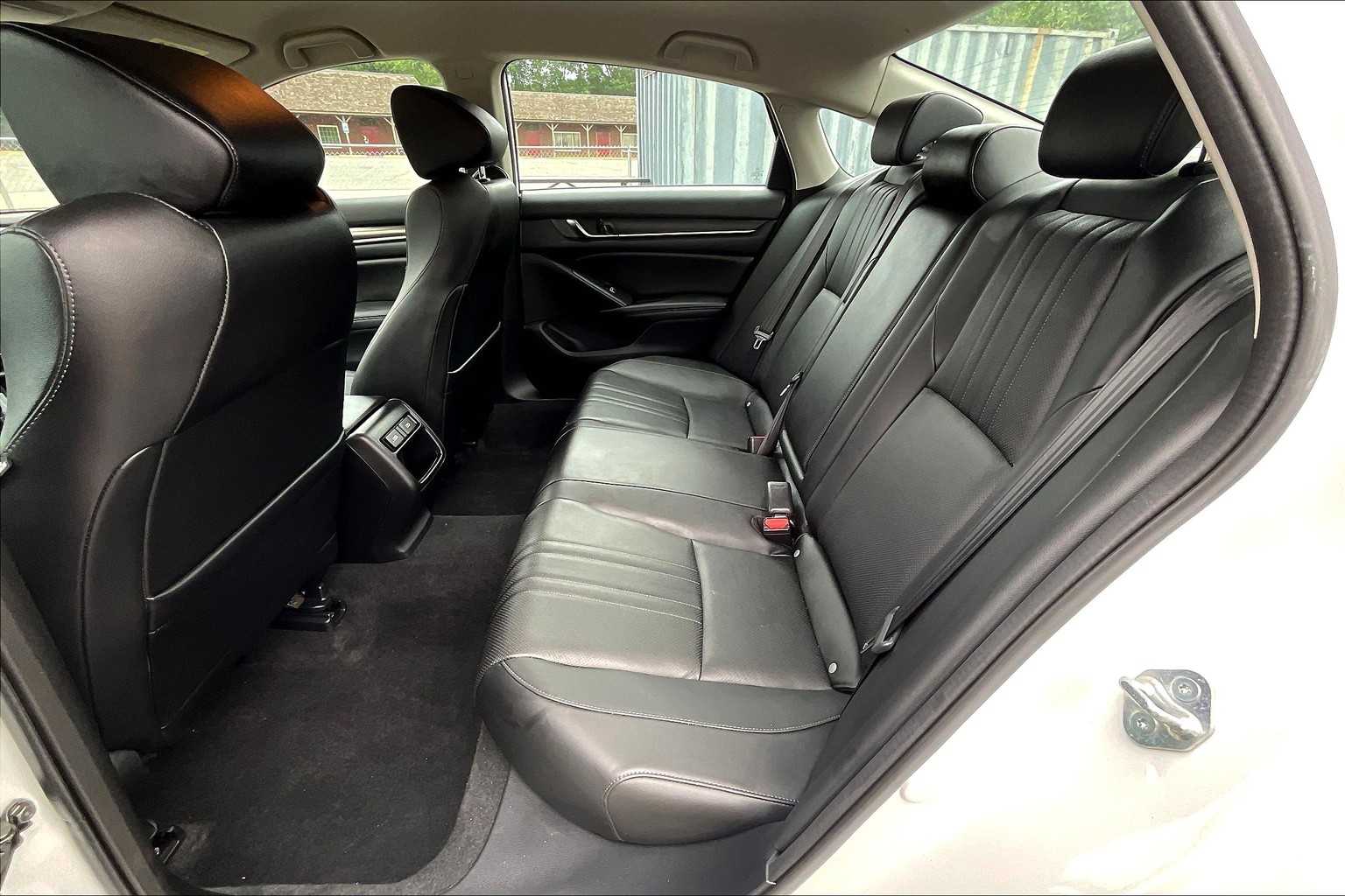 2022 Honda Accord Sport SE - Photo 15