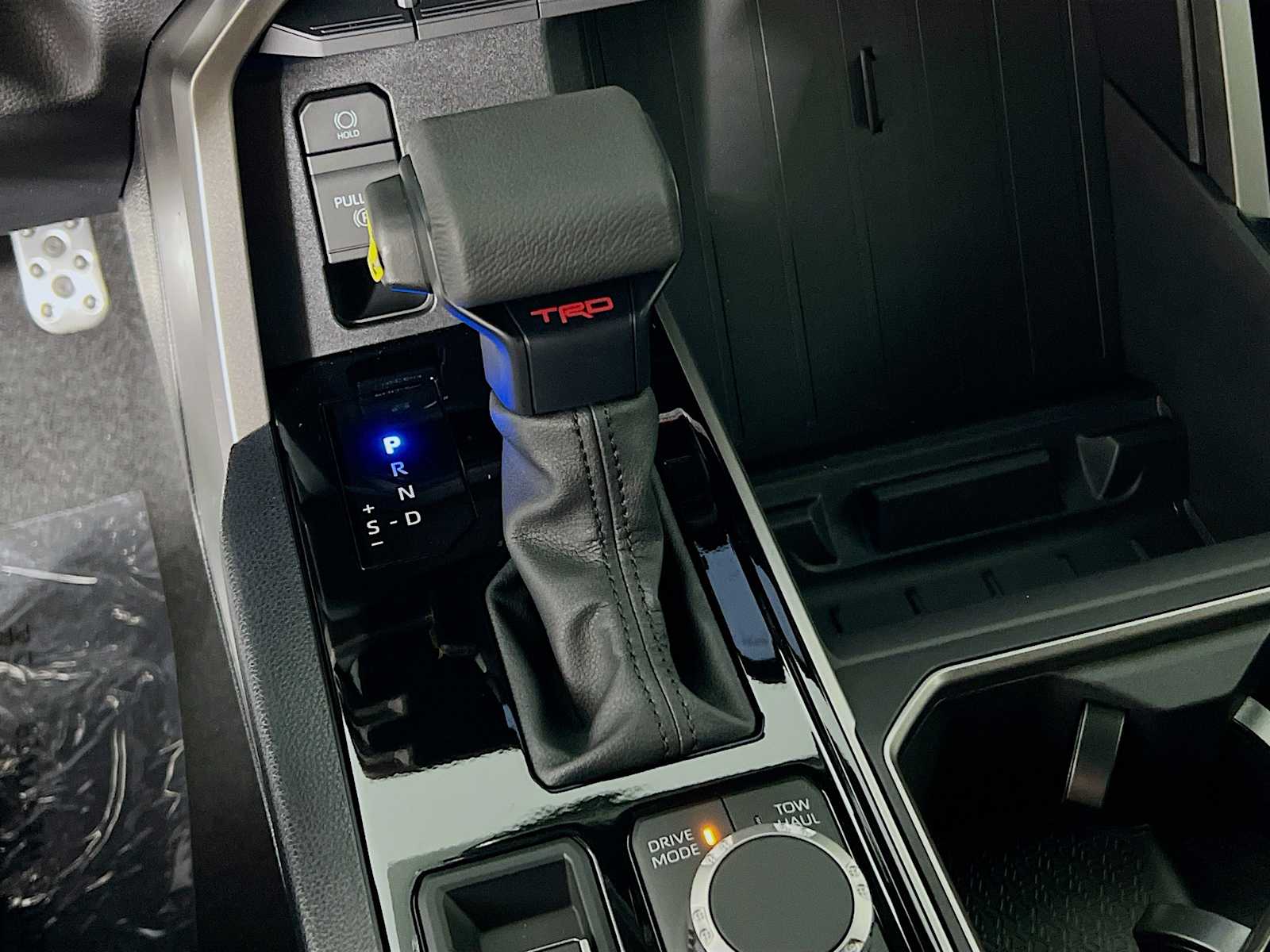 2025 Toyota Tundra SR5 - Photo 11