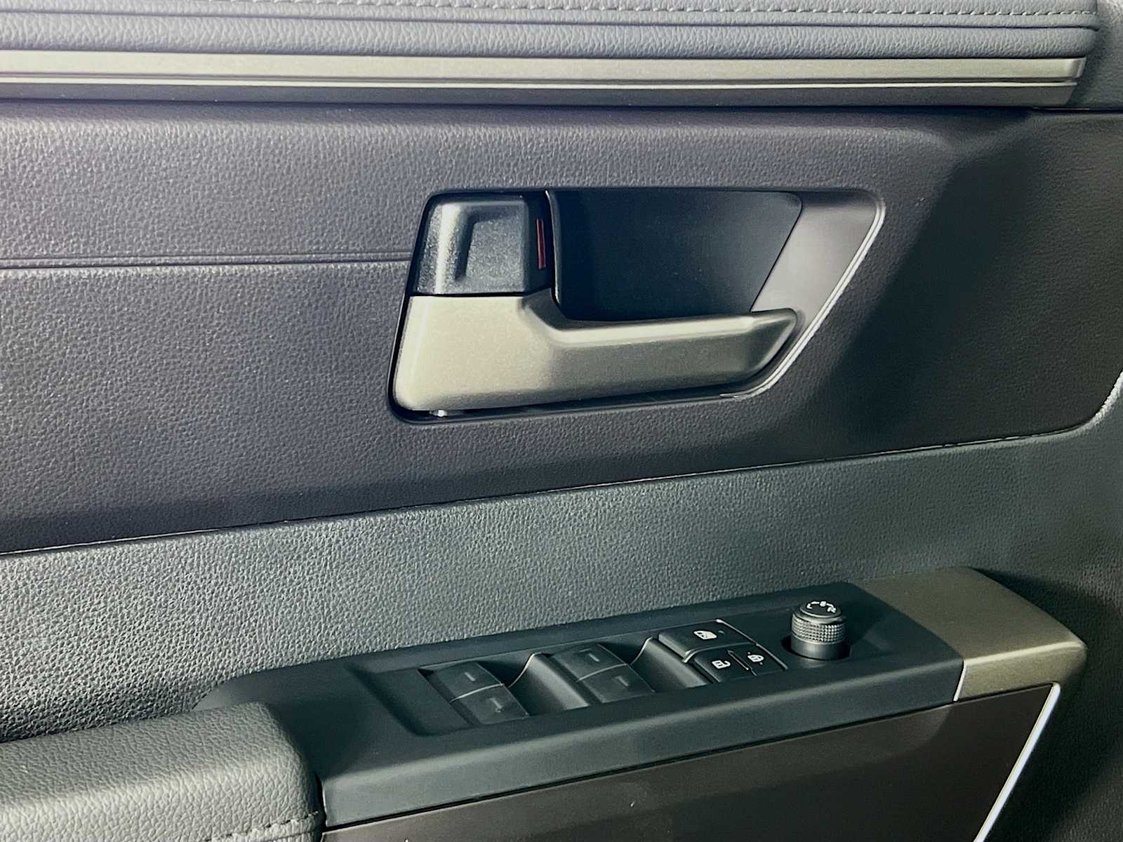 2025 Toyota Tundra SR5 - Photo 16