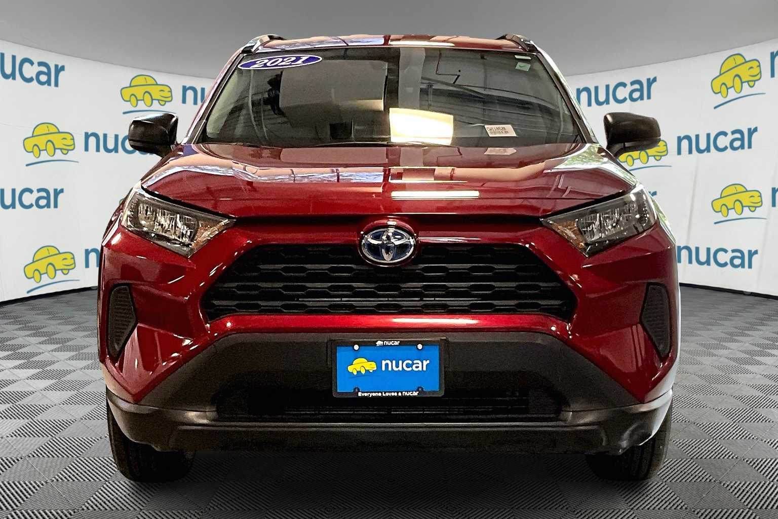 2021 Toyota RAV4 Hybrid LE - Photo 2
