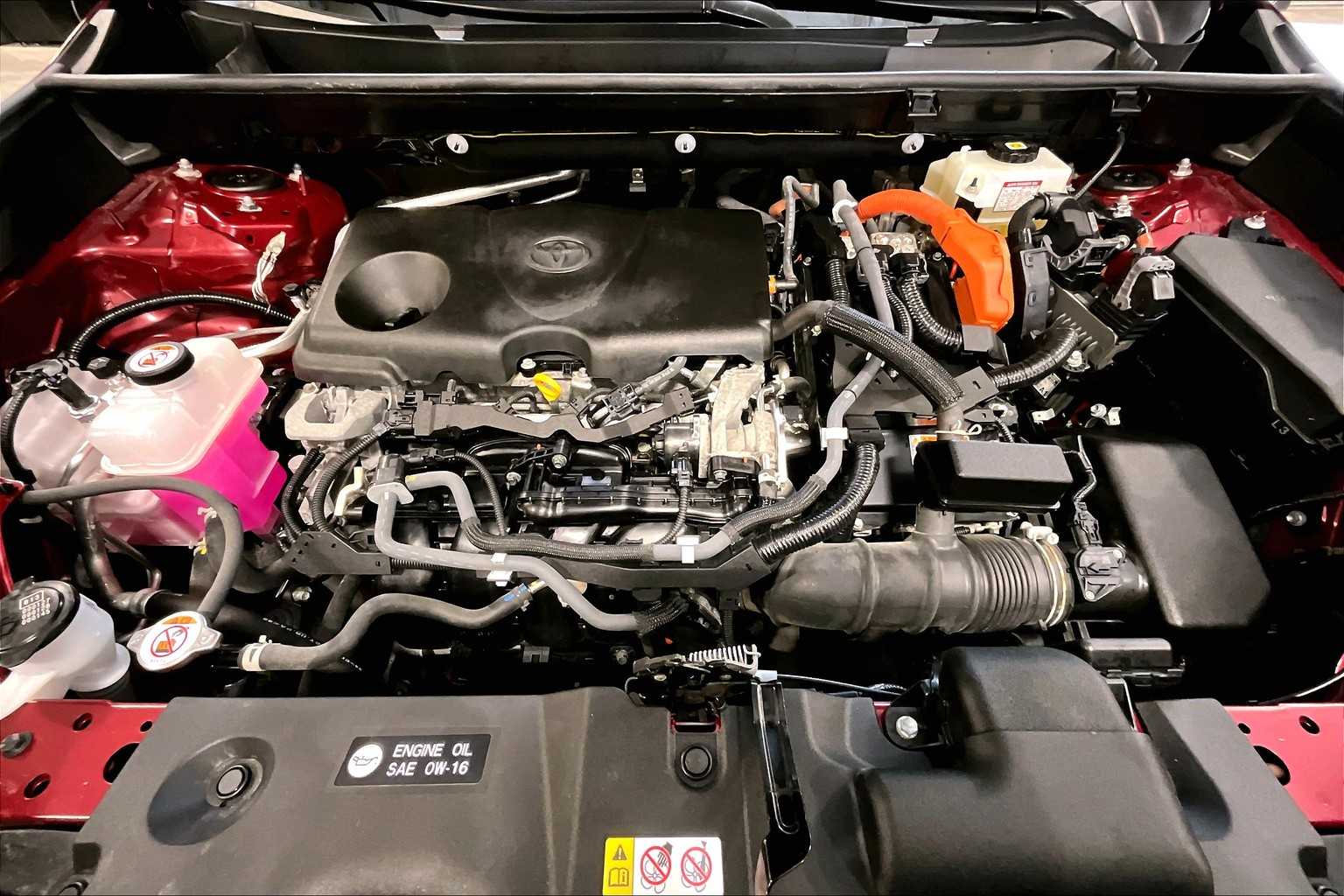 2021 Toyota RAV4 Hybrid LE - Photo 31