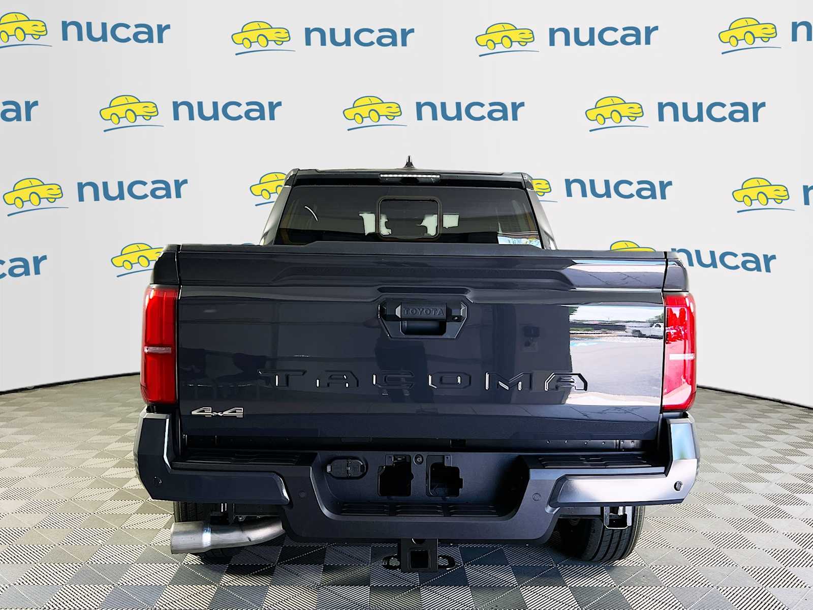 2025 Toyota Tacoma SR5 - Photo 5