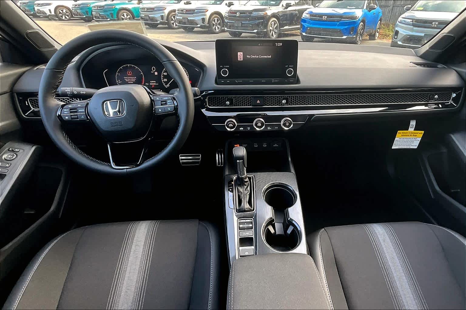 2025 Honda Civic Hatchback Sport - Photo 12