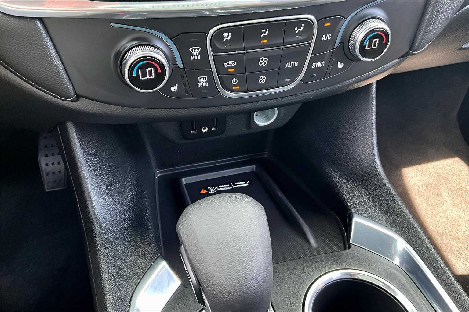 2023 Chevrolet Traverse LT Cloth - Photo 26