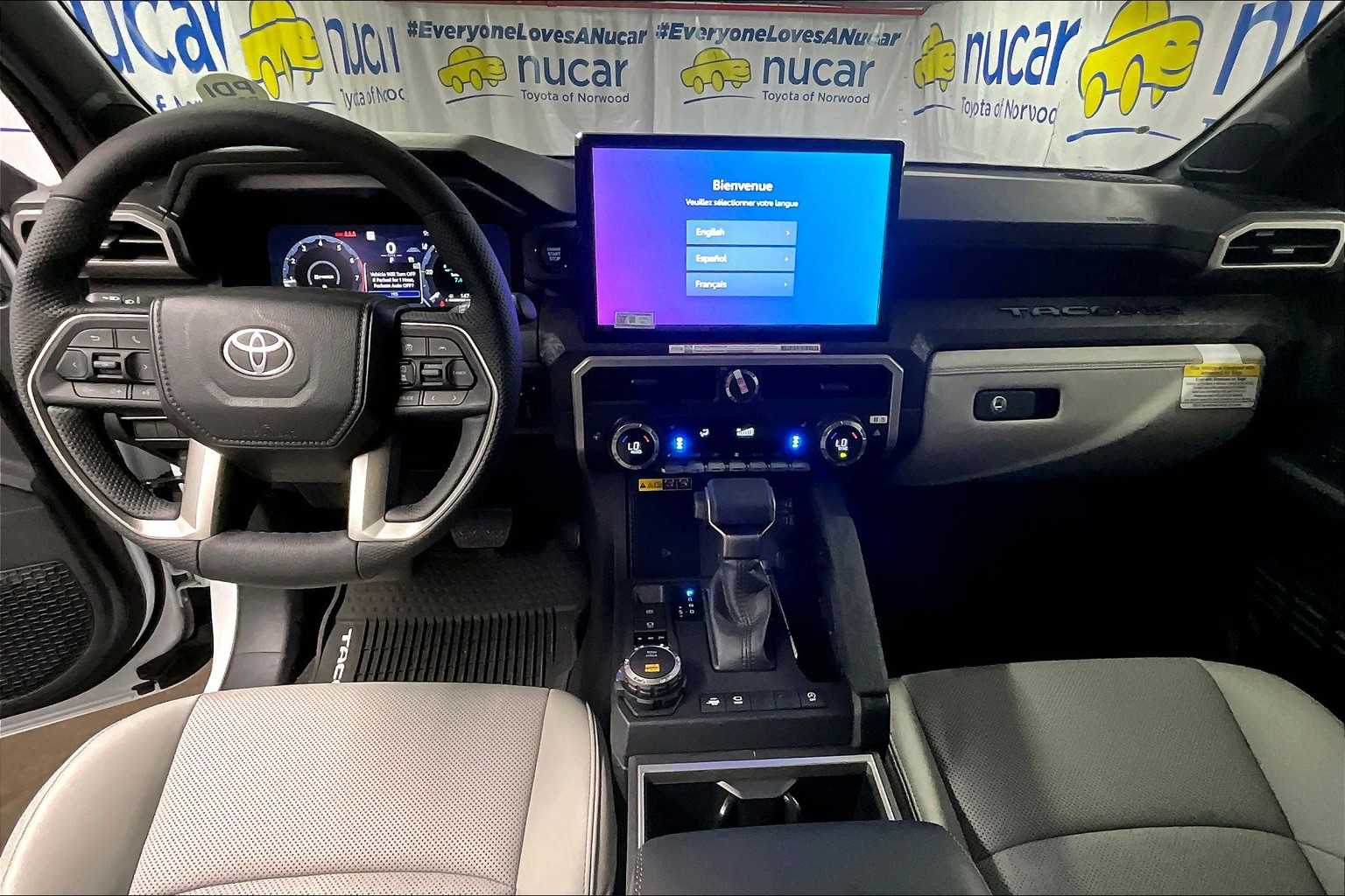 2025 Toyota Tacoma Limited - Photo 12