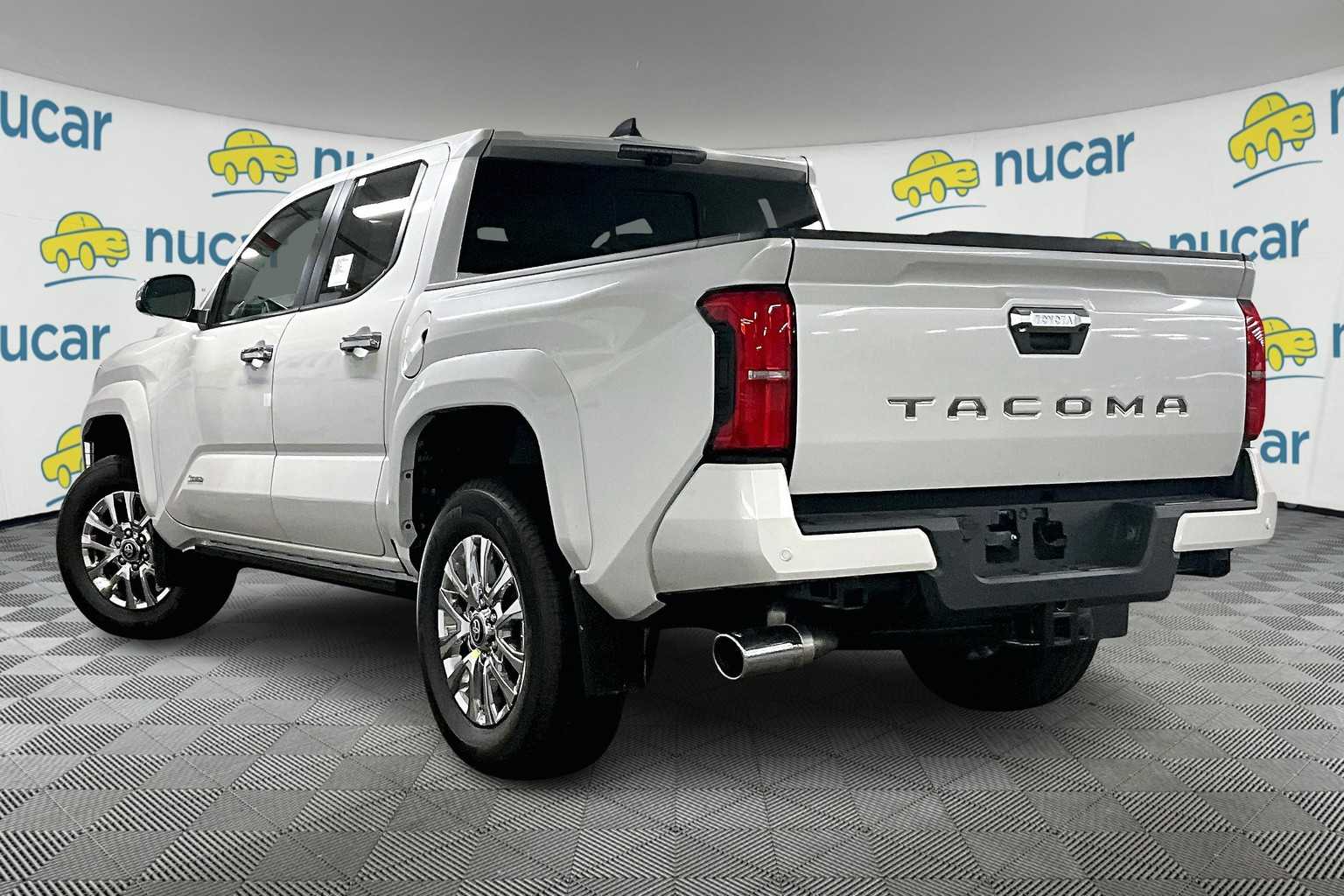 2025 Toyota Tacoma Limited - Photo 5