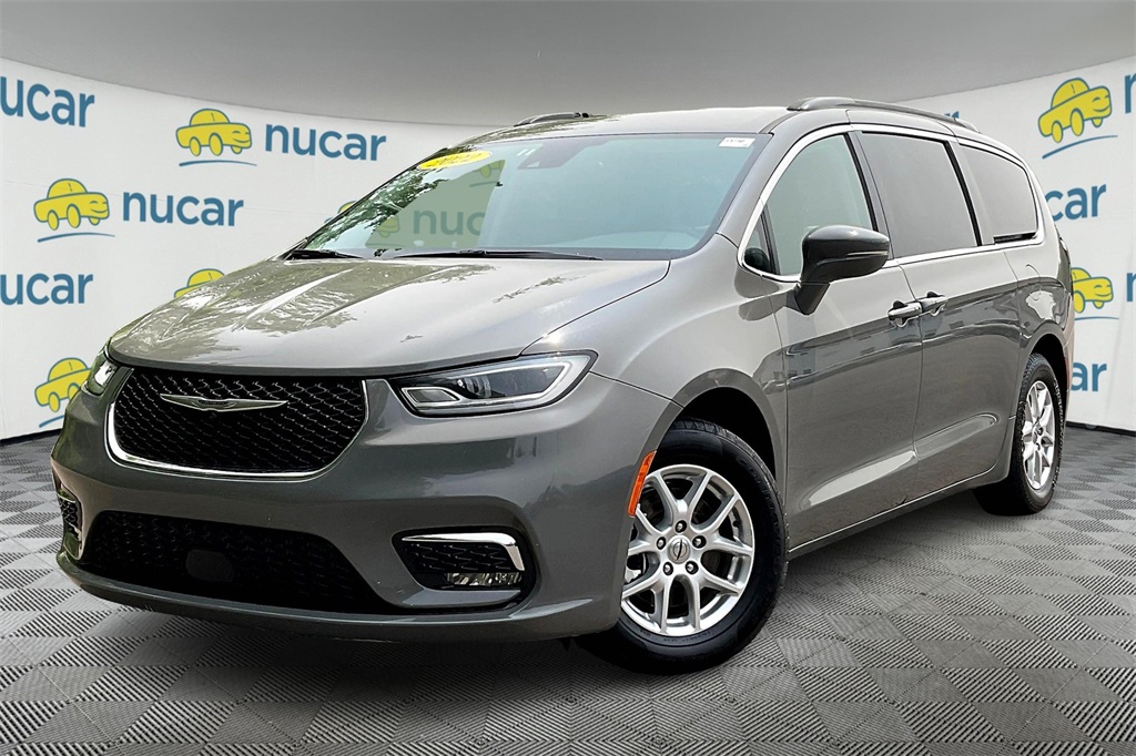 2022 Chrysler Pacifica Touring L - Photo 3