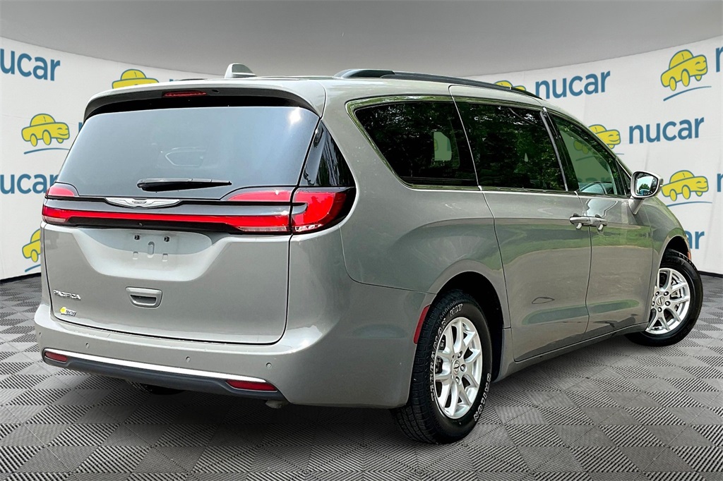 2022 Chrysler Pacifica Touring L - Photo 6
