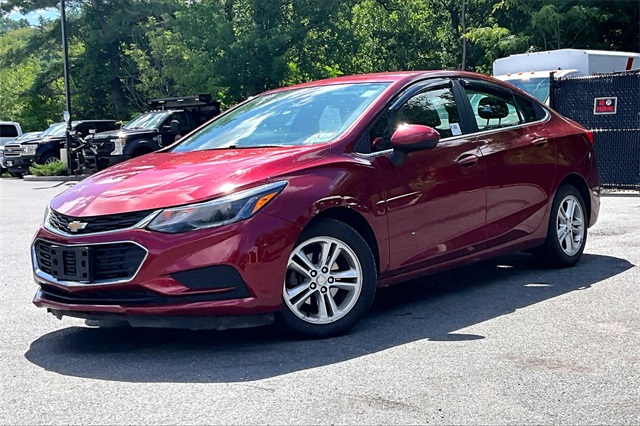 2018 Chevrolet Cruze LT - Photo 3