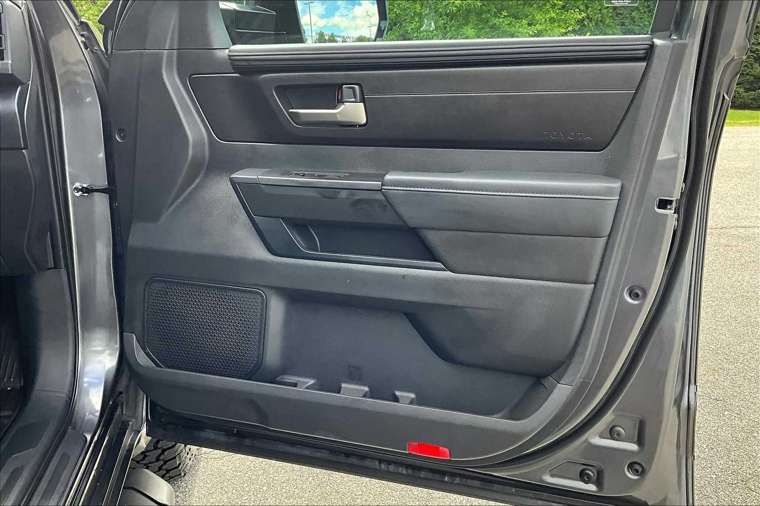 2024 Toyota Tundra SR5 - Photo 12