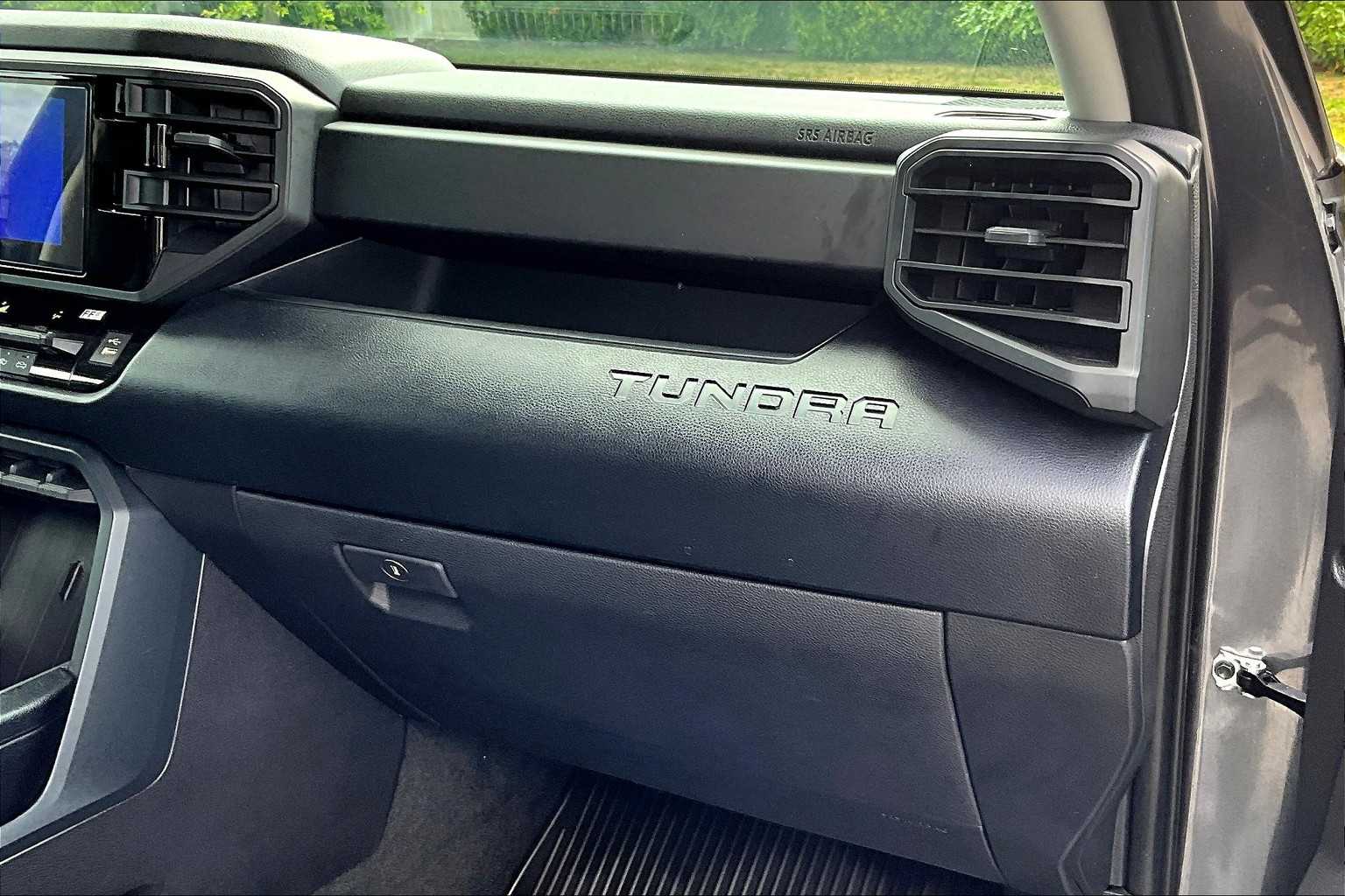 2024 Toyota Tundra SR5 - Photo 13