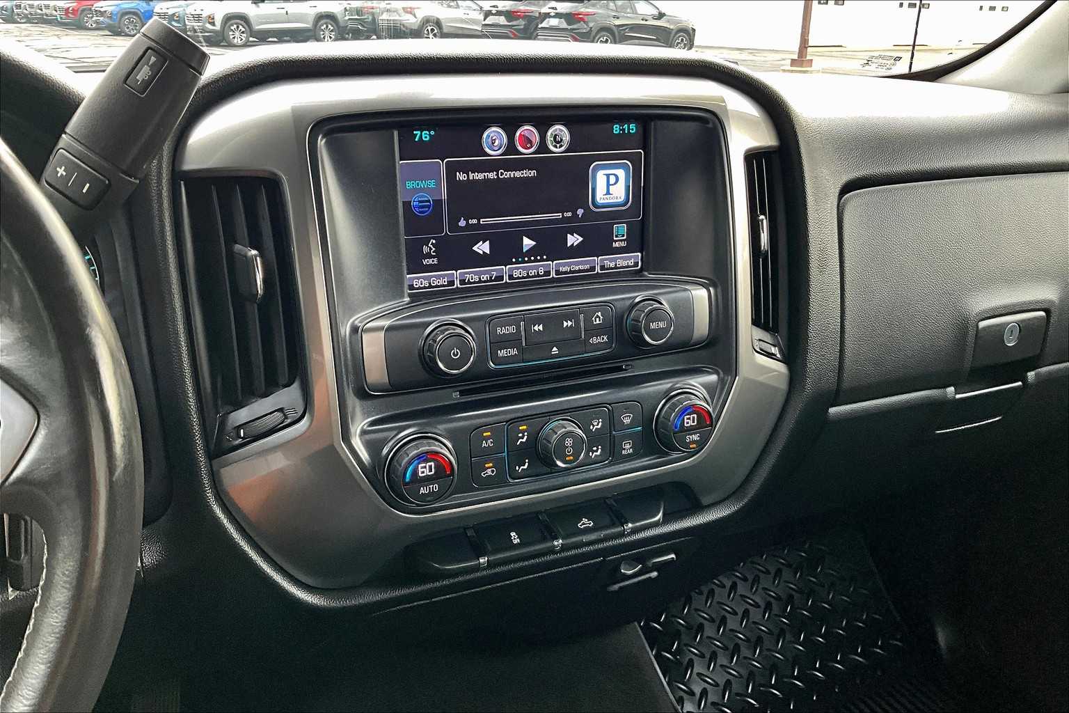 2016 Chevrolet Silverado 1500 LT - Photo 17