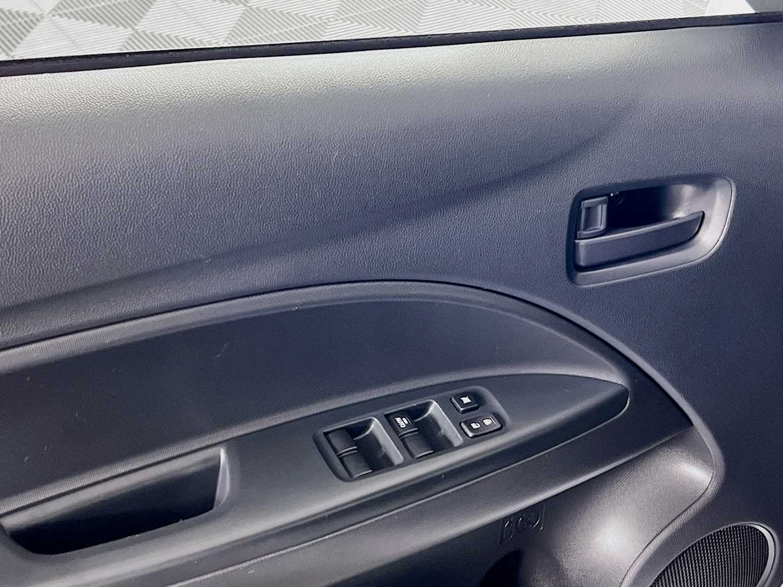 2024 Mitsubishi Mirage G4 LE - Photo 17
