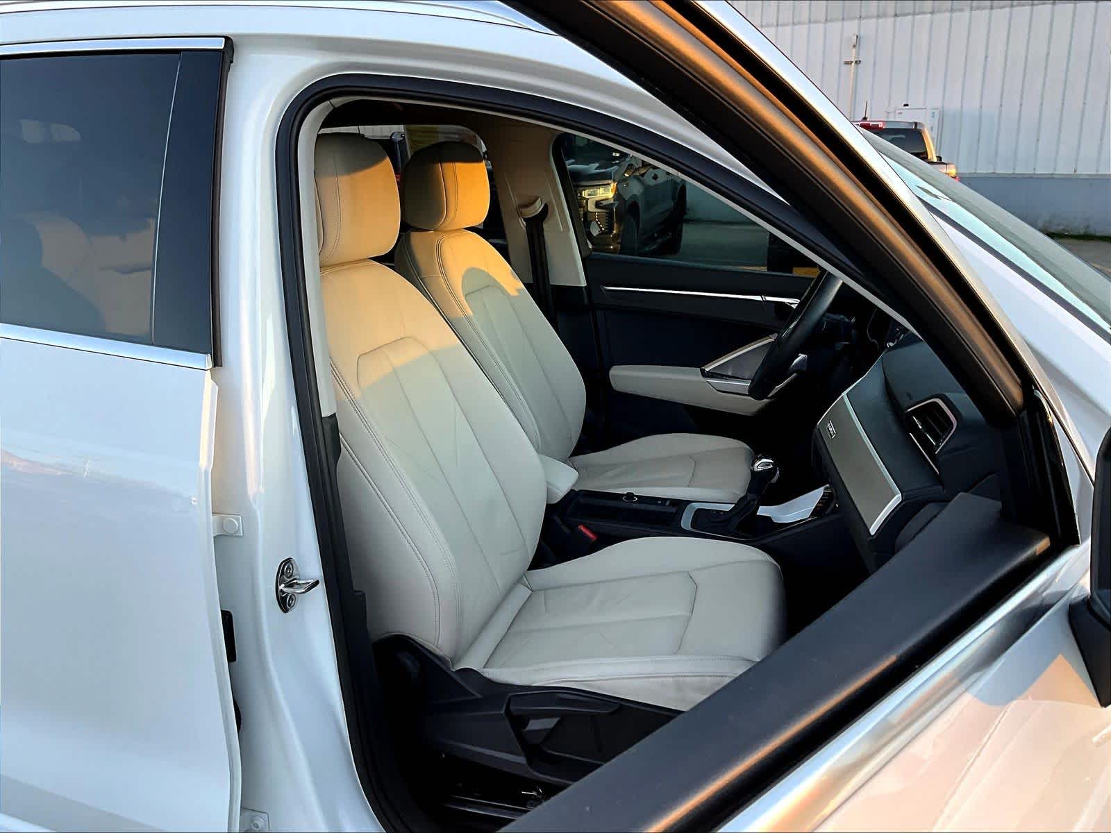 2020 Audi Q3 S line Premium - Photo 11