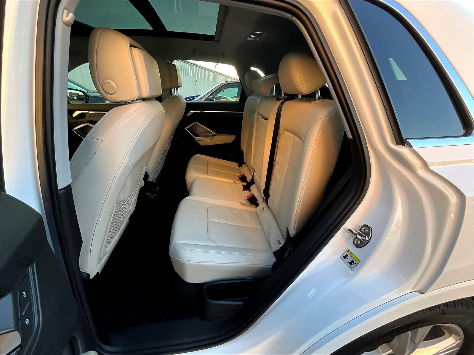 2020 Audi Q3 S line Premium - Photo 15