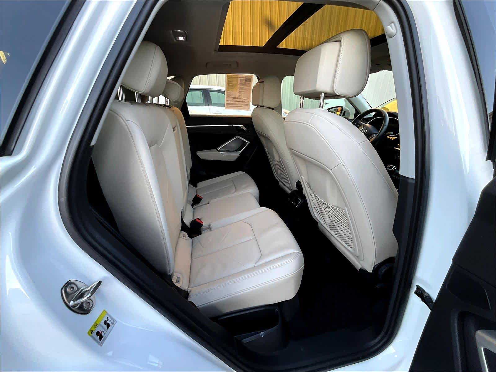 2020 Audi Q3 S line Premium - Photo 16