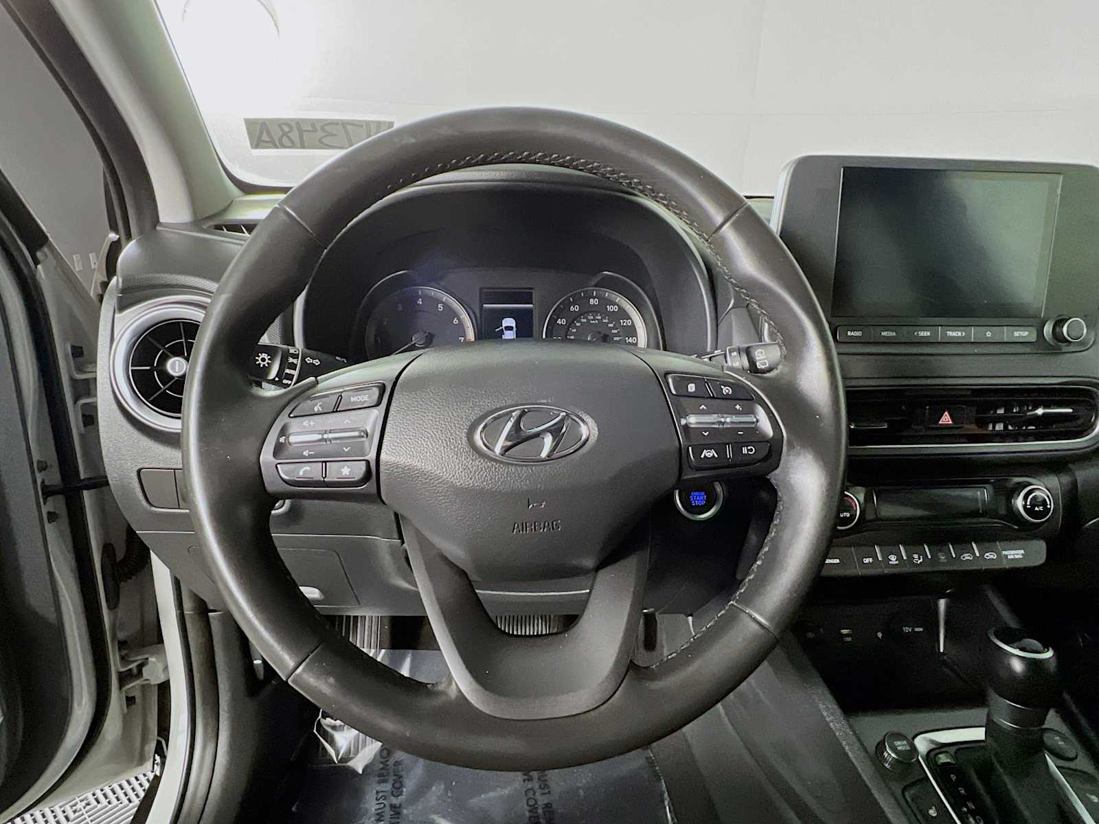 2022 Hyundai Kona SEL - Photo 11