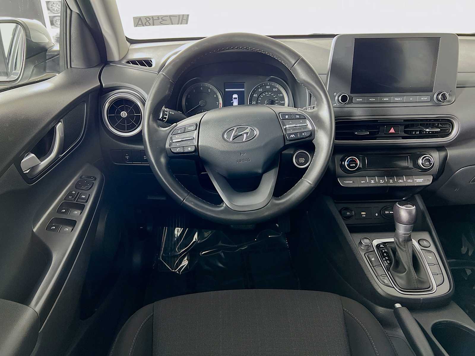 2022 Hyundai Kona SEL - Photo 23