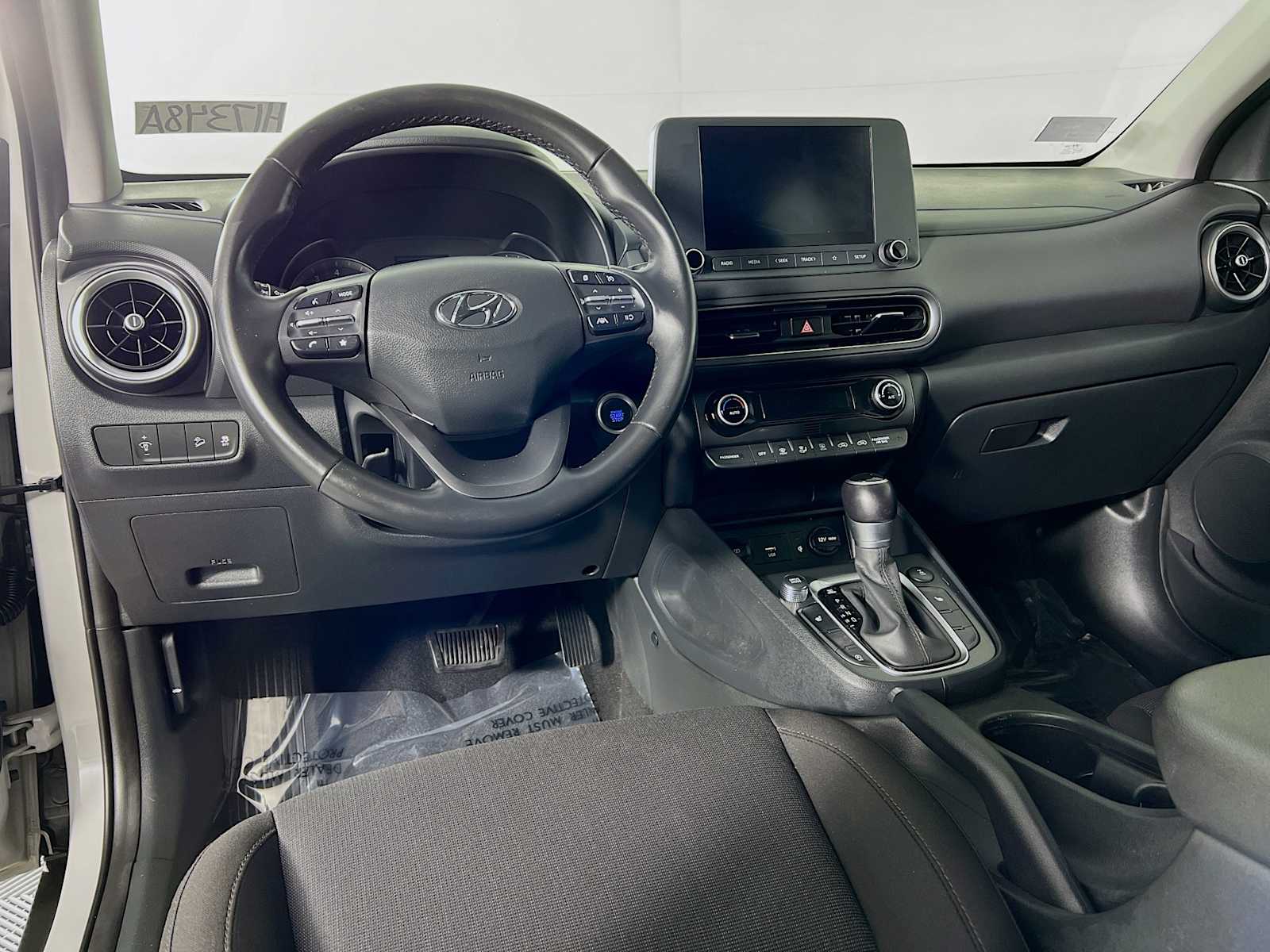 2022 Hyundai Kona SEL - Photo 9