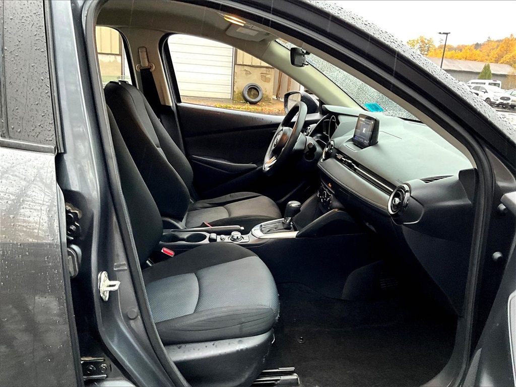 2019 Toyota Yaris L - Photo 14