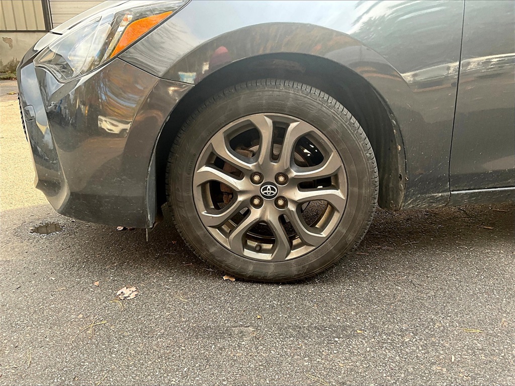 2019 Toyota Yaris L - Photo 4