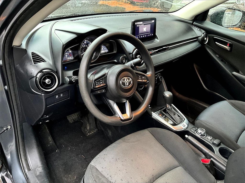2019 Toyota Yaris L - Photo 8