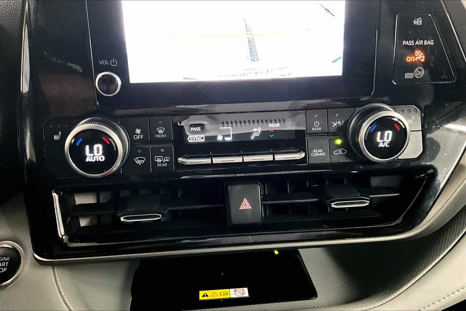 2024 Toyota Highlander XLE - Photo 27