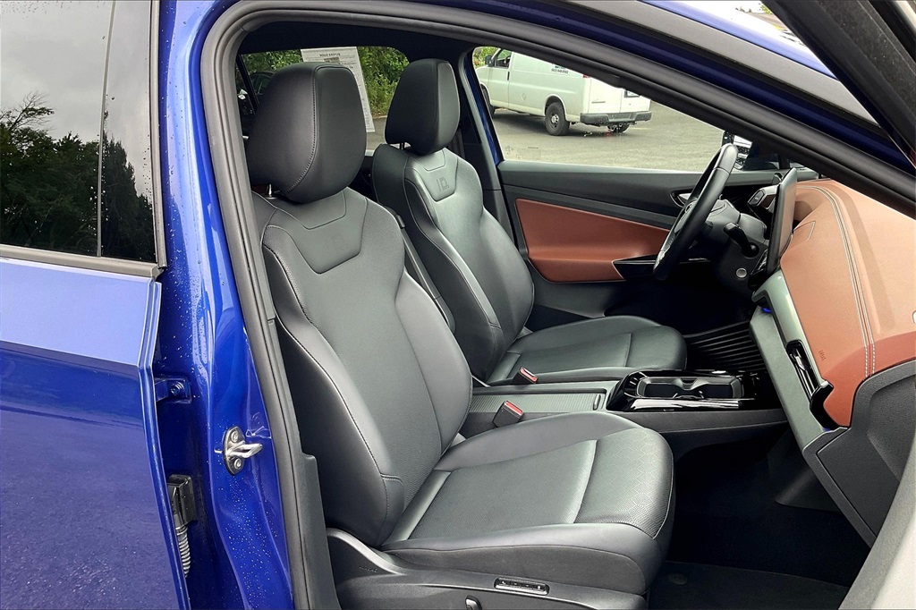2022 Volkswagen ID.4 Pro S - Photo 11