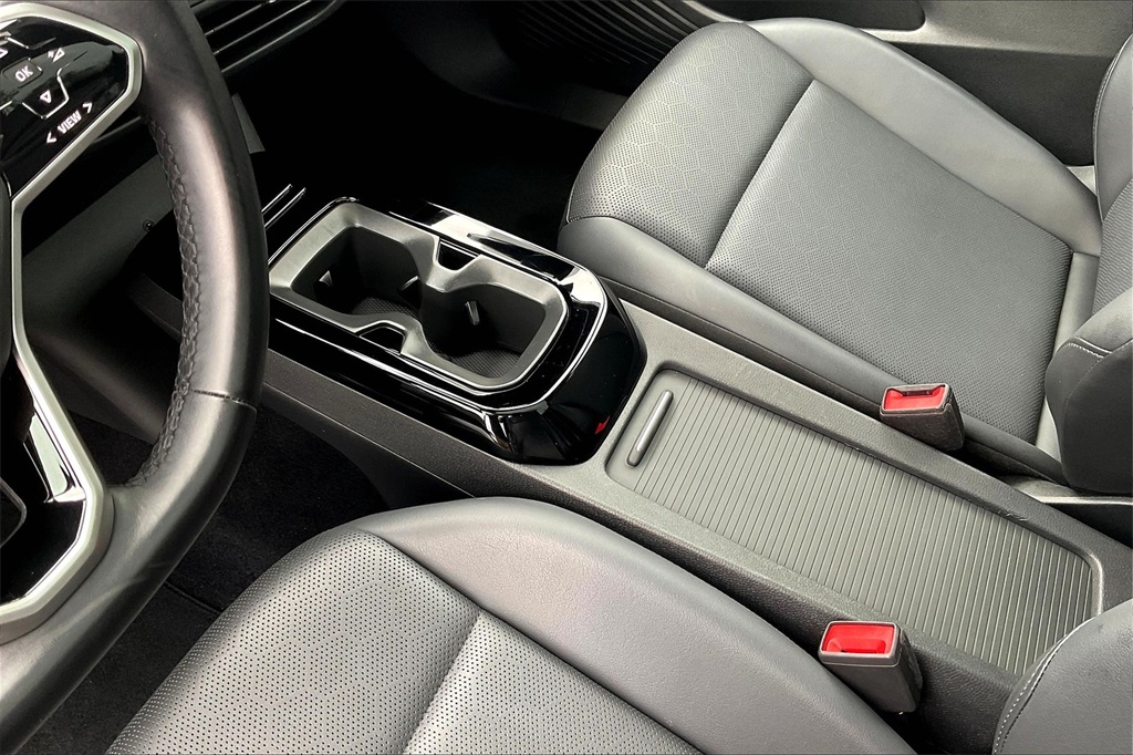 2022 Volkswagen ID.4 Pro S - Photo 20