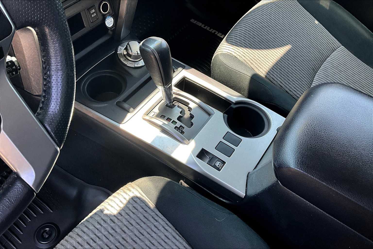 2019 Toyota 4Runner SR5 - Photo 20