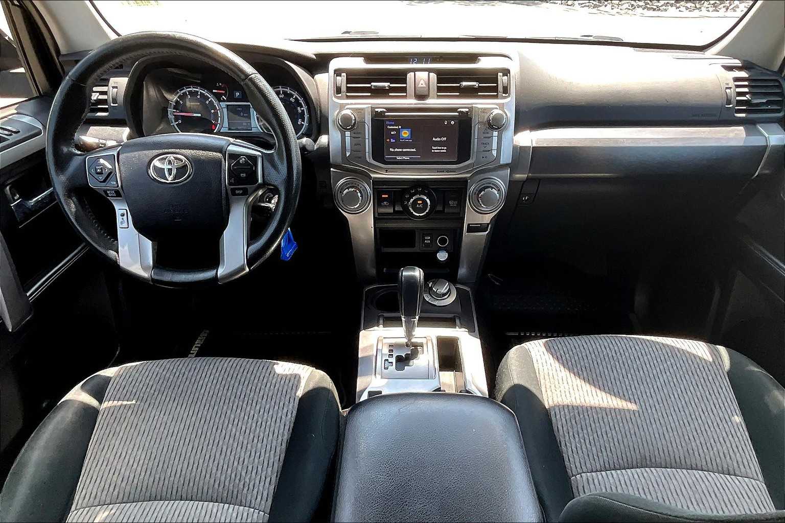 2019 Toyota 4Runner SR5 - Photo 21