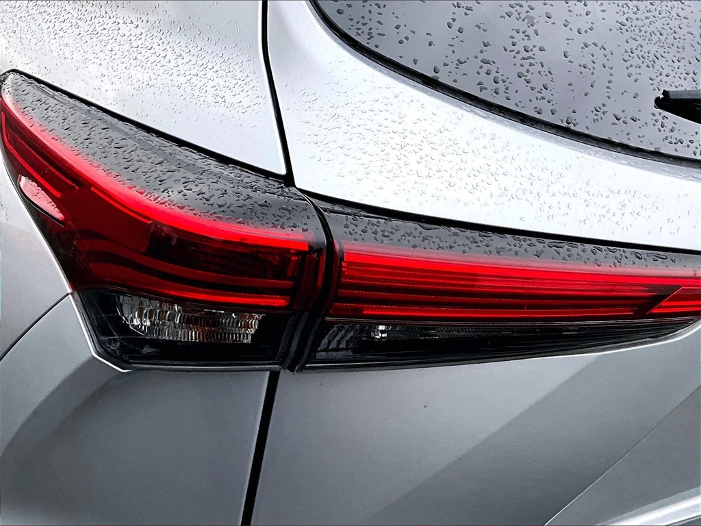 2021 Toyota Highlander XLE - Photo 34