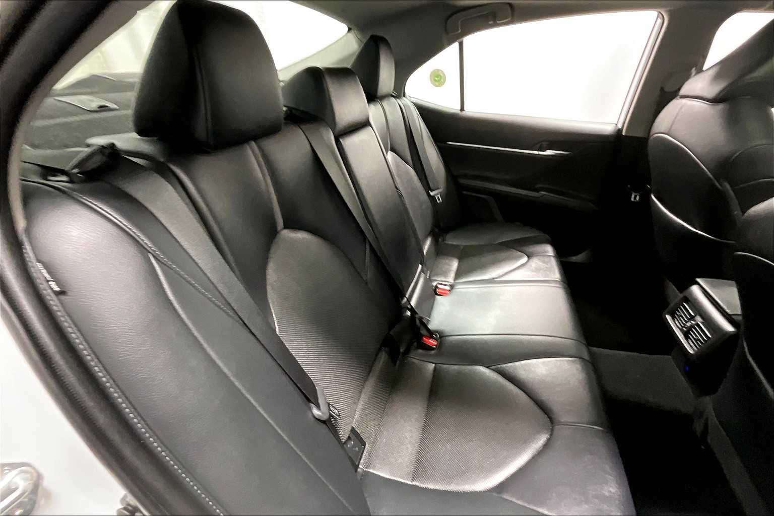 2023 Toyota Camry XLE - Photo 16