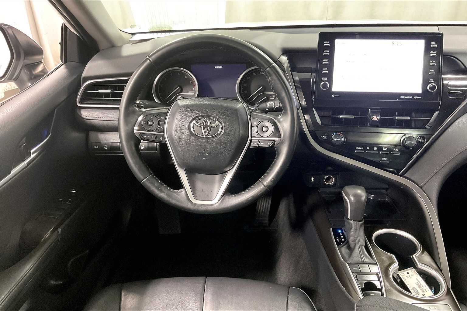 2023 Toyota Camry XLE - Photo 17