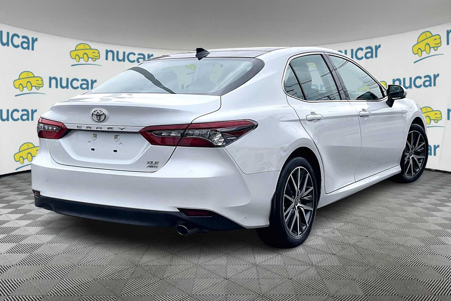 2023 Toyota Camry XLE - Photo 6
