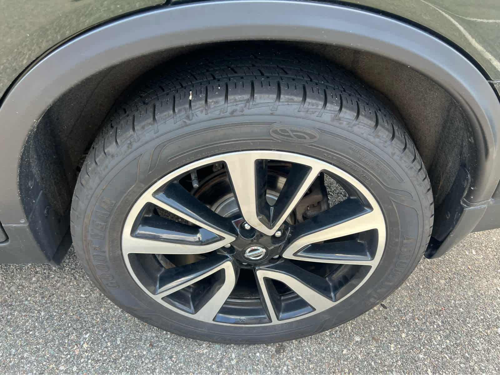 2019 Nissan Rogue SL - Photo 24