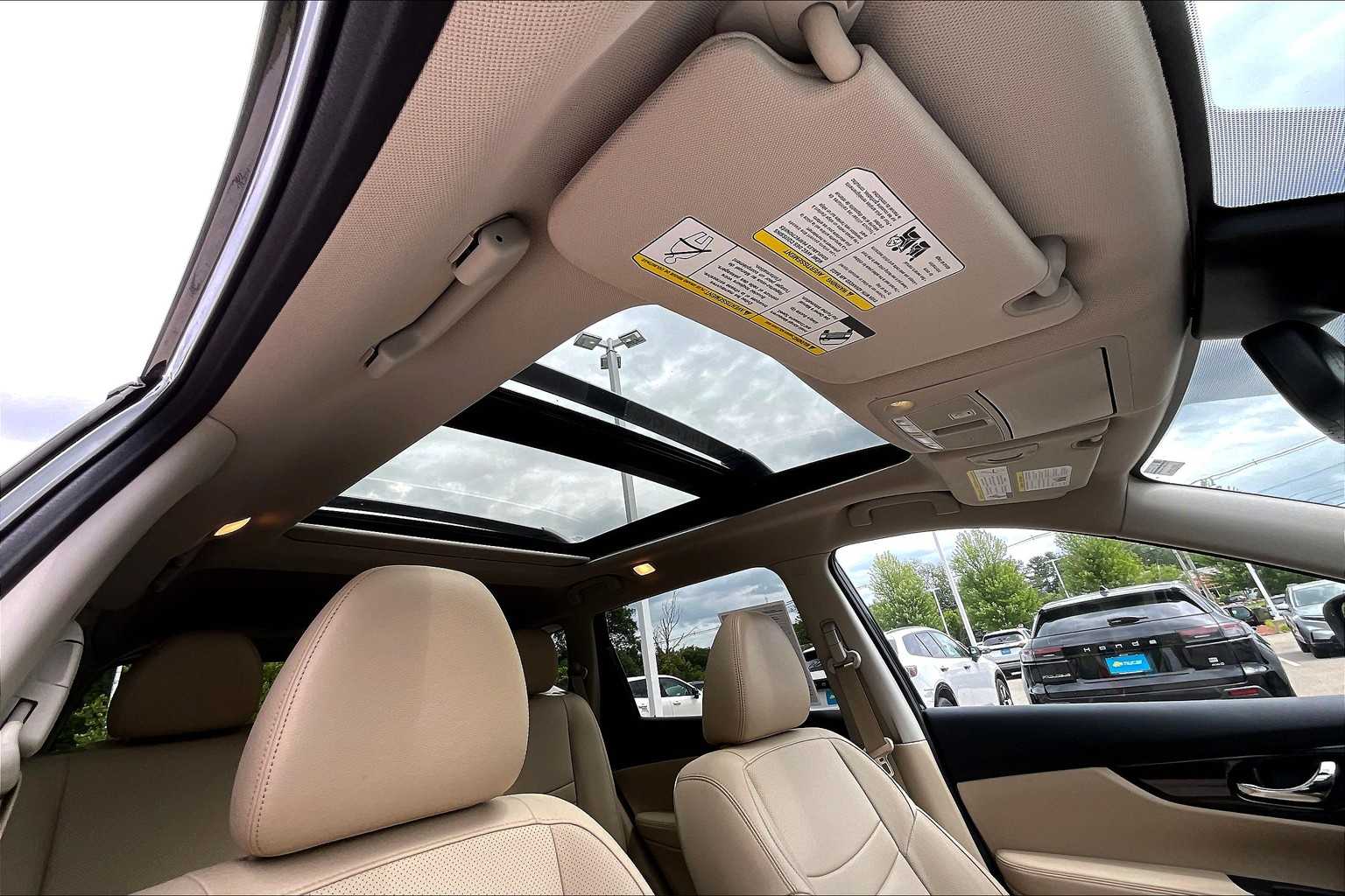 2019 Nissan Rogue SL - Photo 36