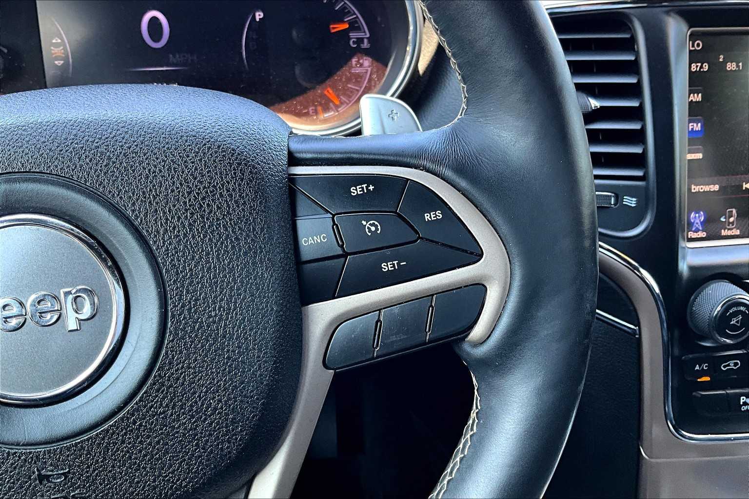 2017 Jeep Grand Cherokee Limited - Photo 24