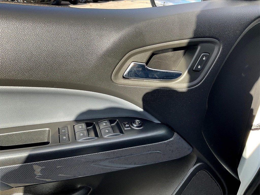 2022 Chevrolet Colorado Z71 - Photo 37