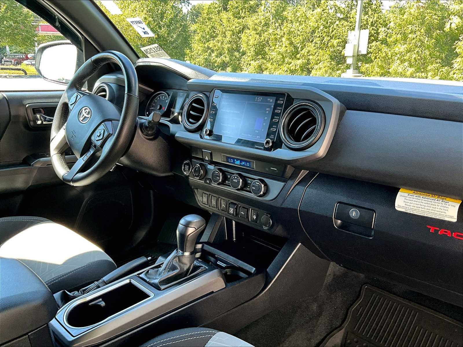2022 Toyota Tacoma TRD Sport - Photo 14