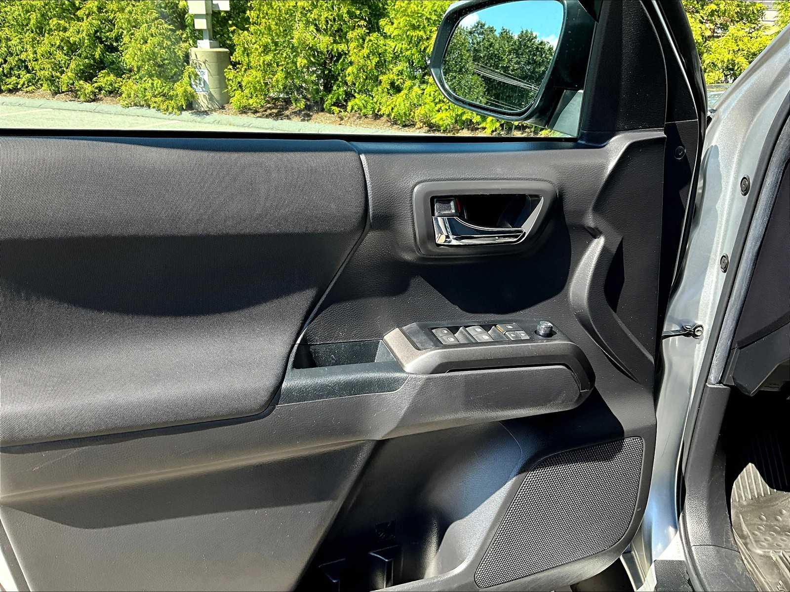 2022 Toyota Tacoma TRD Sport - Photo 9