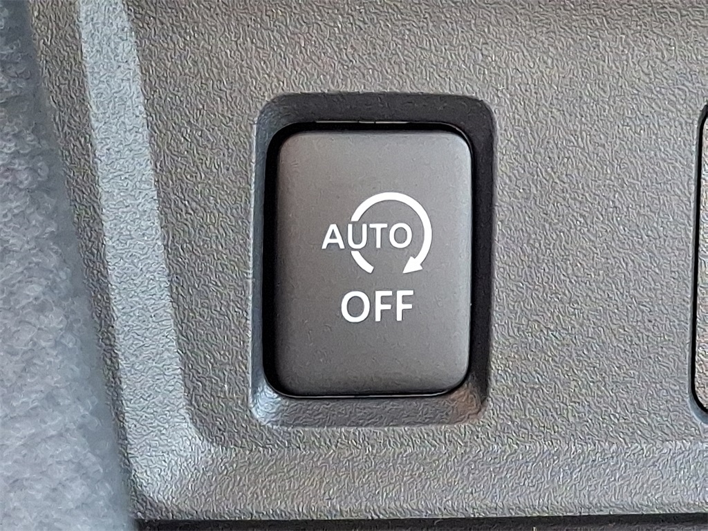 2025 Nissan Sentra S - Photo 16