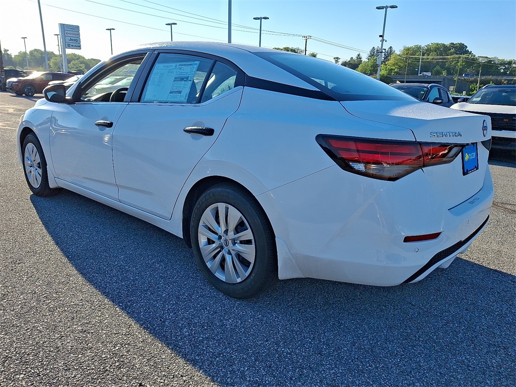 2025 Nissan Sentra S - Photo 3