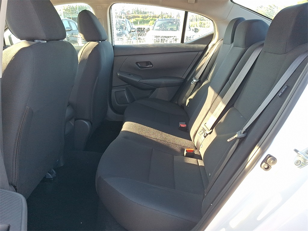 2025 Nissan Sentra S - Photo 6