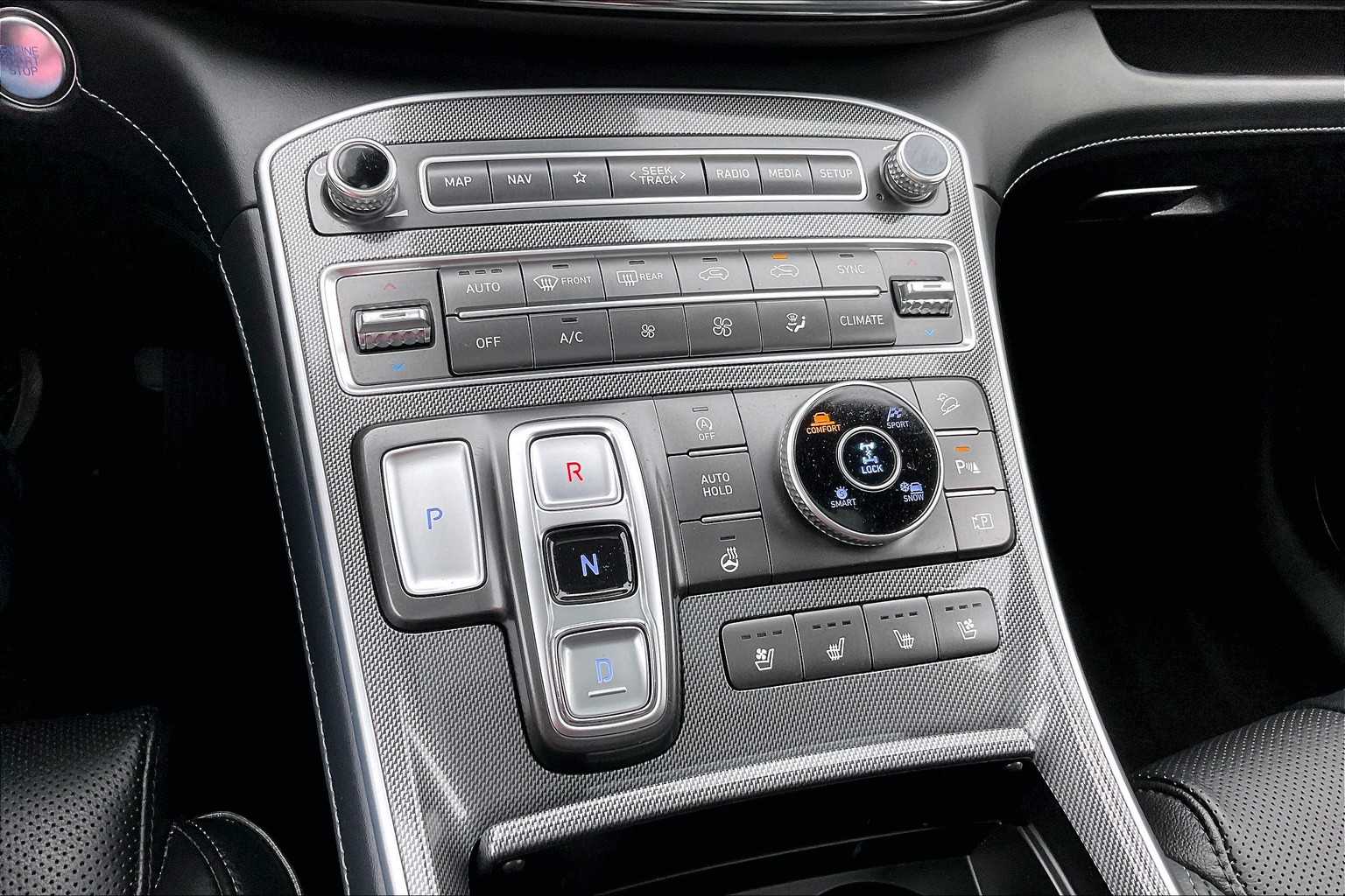 2022 Hyundai Santa Fe Limited - Photo 26