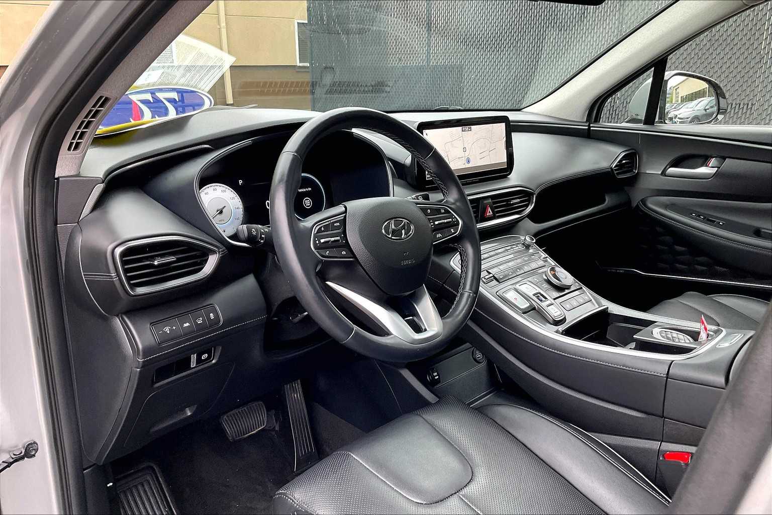 2022 Hyundai Santa Fe Limited - Photo 8