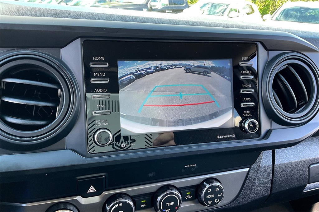 2022 Toyota Tacoma SR - Photo 18