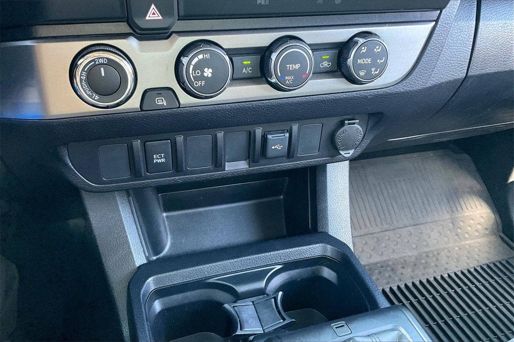 2022 Toyota Tacoma SR - Photo 24