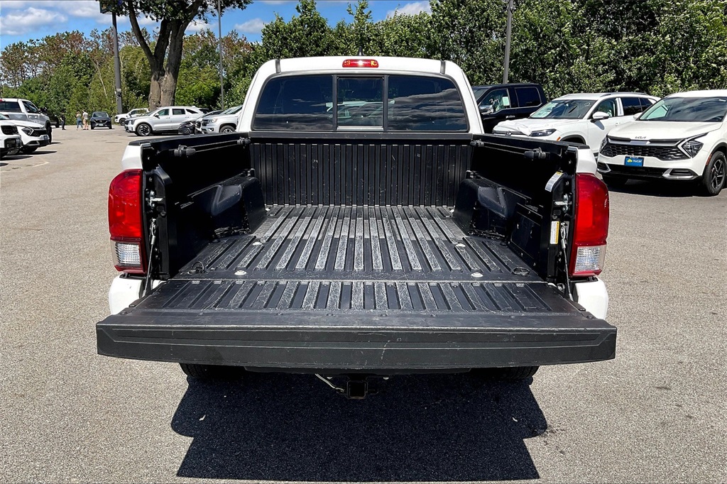 2022 Toyota Tacoma SR - Photo 31